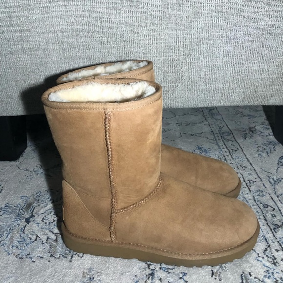 UGG Classic Short II Chestnut Women’s Boots - Picture 9 of 15